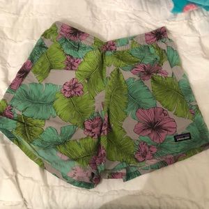Women’s Rare Patagonia Shorts!